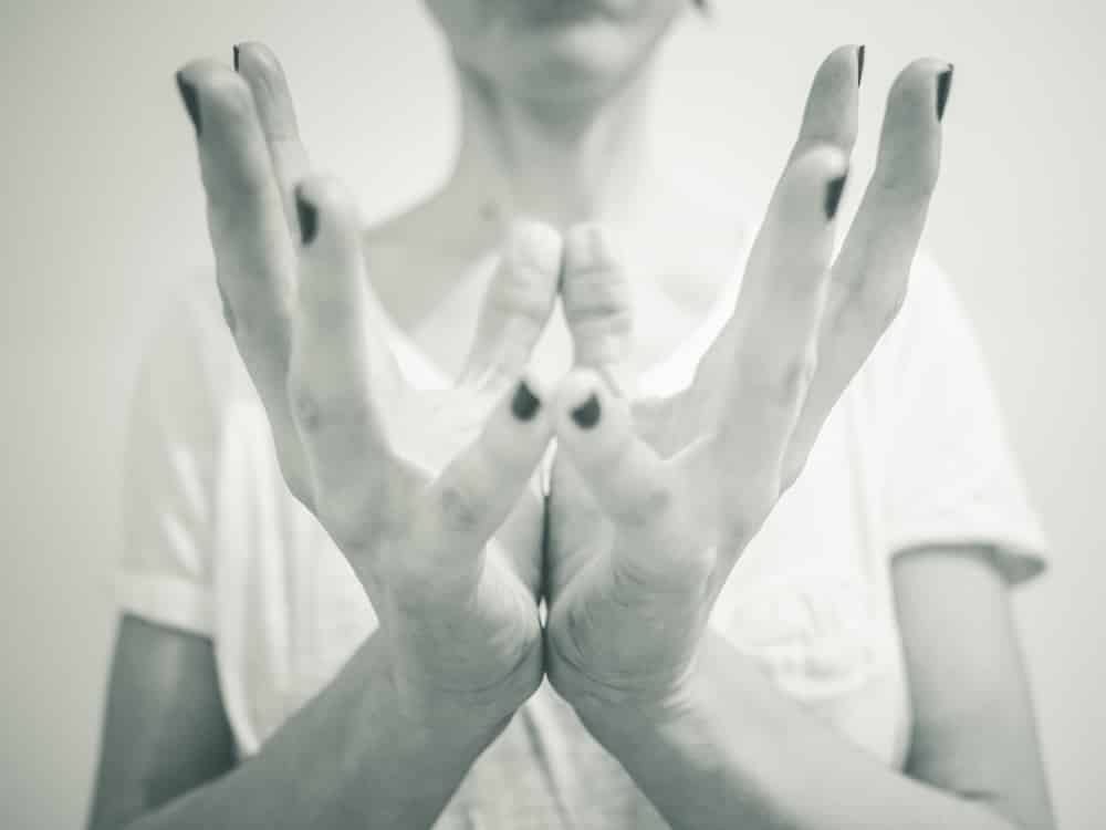 Yogawege Blogpost "Mudra" - Lotus Mudra