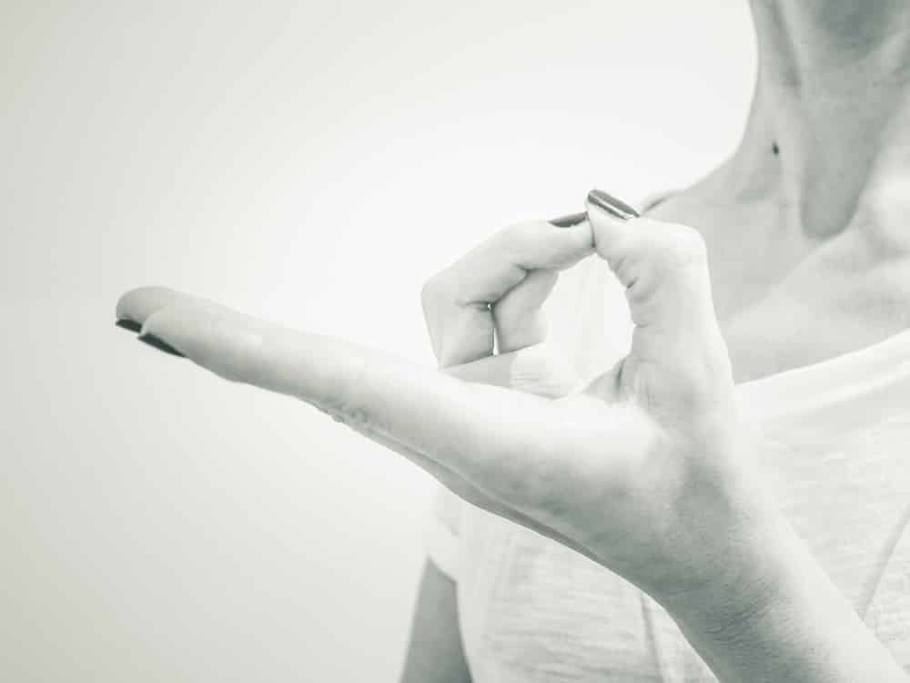 Yogawege Blogpost "Mudra" - Pran Mudra